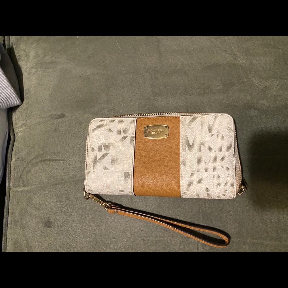 Smaller wallet